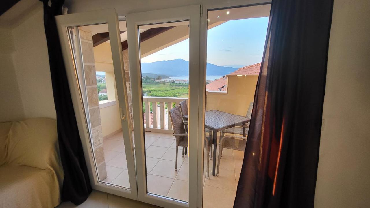 Stone House Apartments Didini Dvori Lumbarda Exterior foto