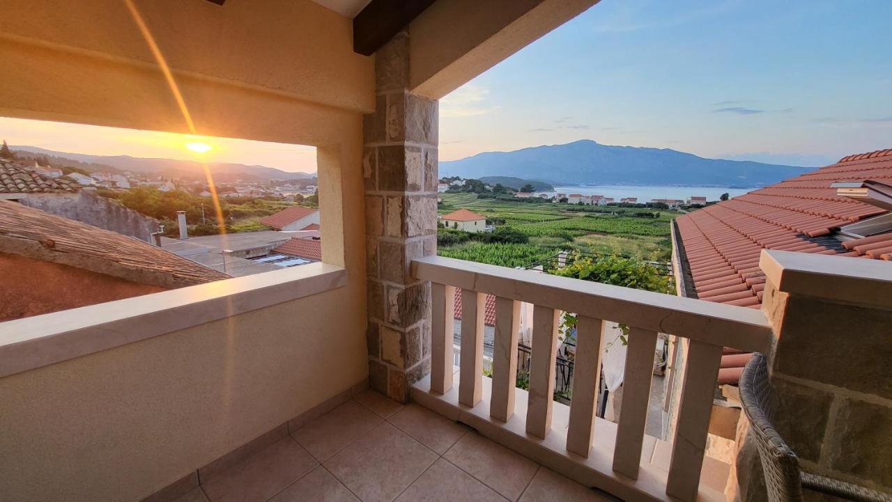 Stone House Apartments Didini Dvori Lumbarda Exterior foto